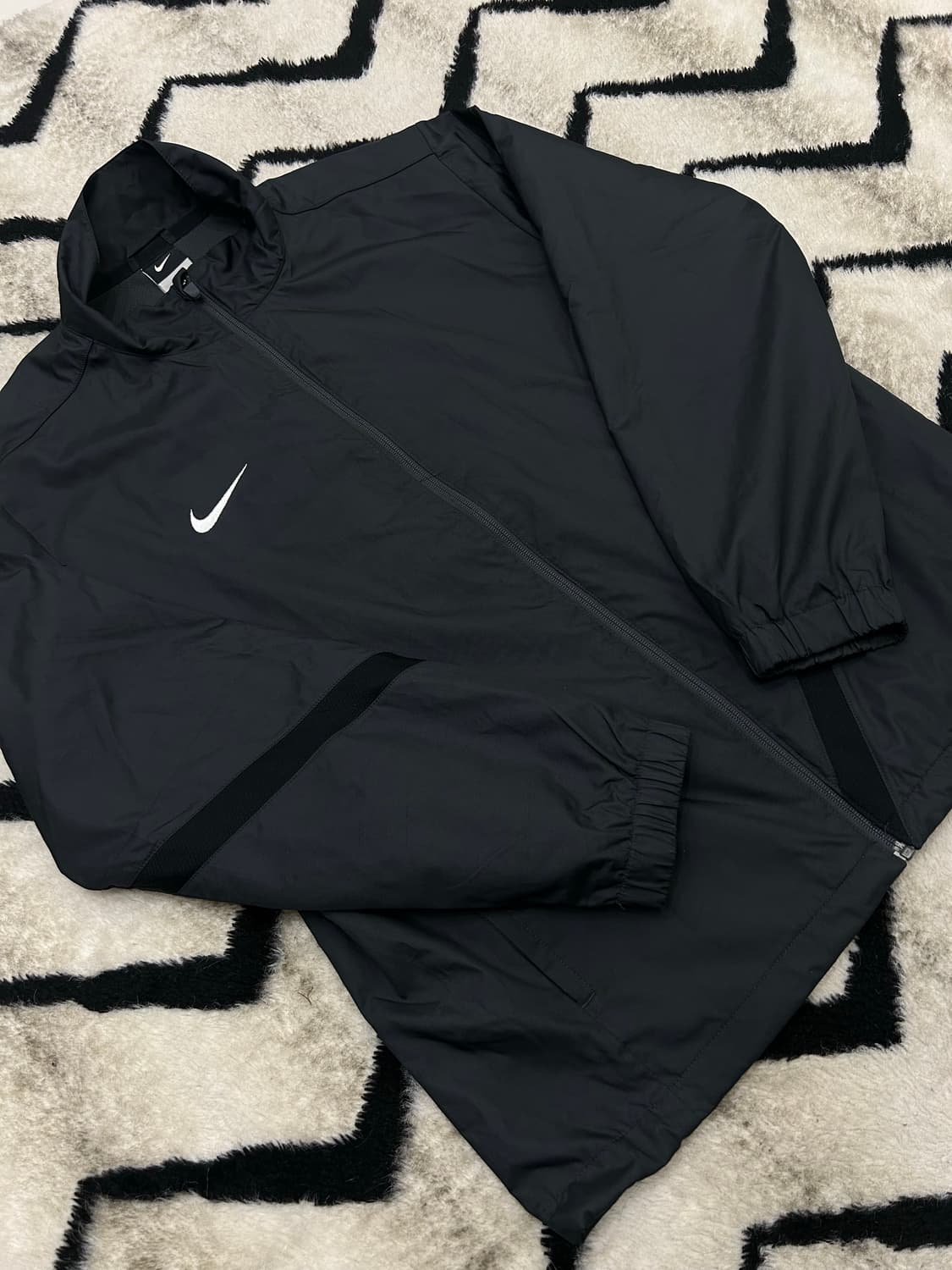 [XL]나이키 스우시 사이드라인 우븐 바람막이/블랙 상품이미지2