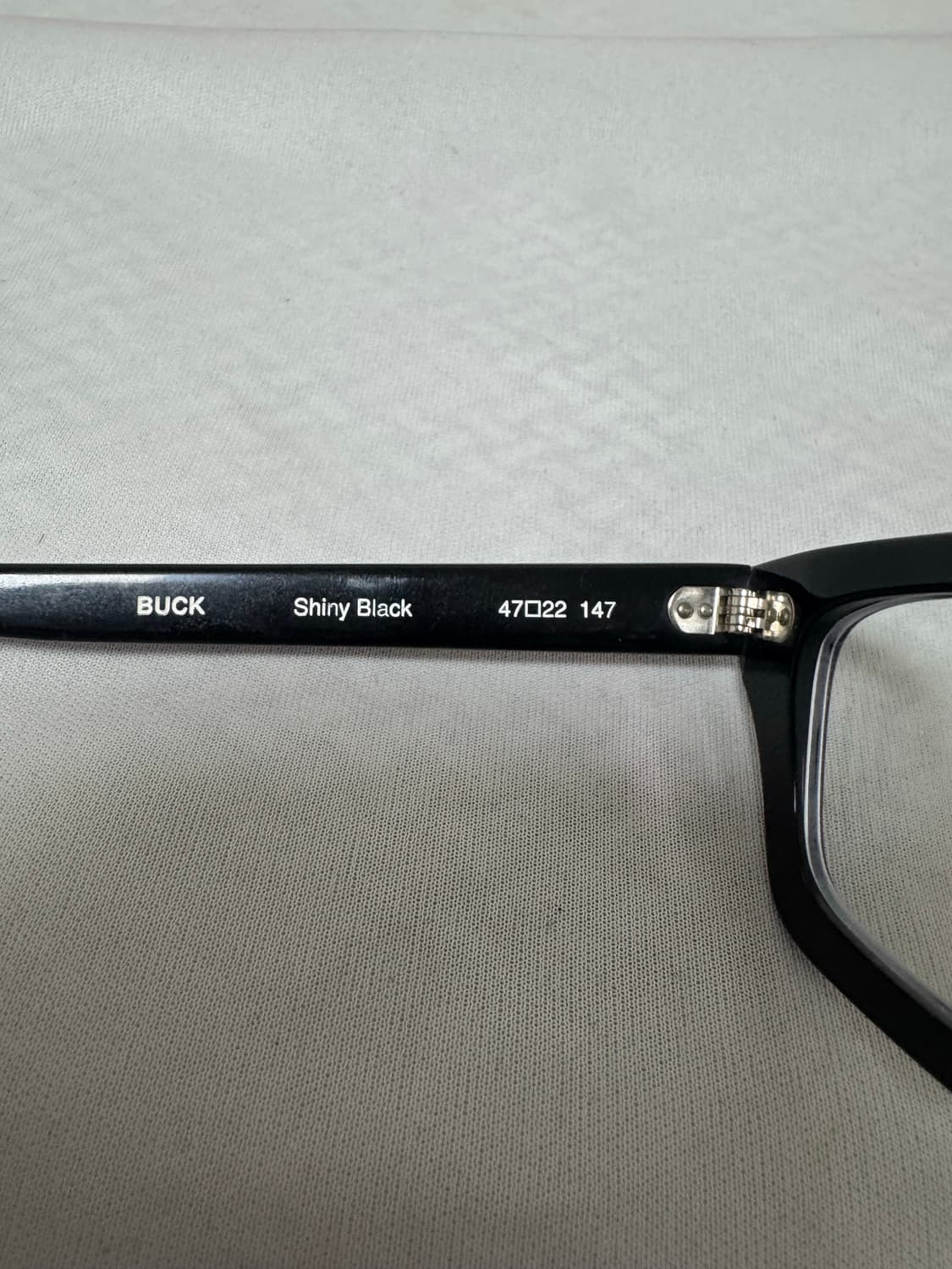 언커먼아이웨어 buck 상품이미지3