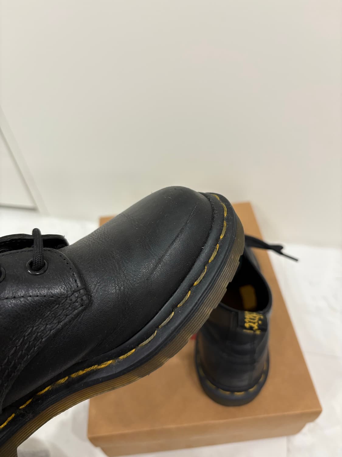 dr.martens 6홀 boots  상품이미지8