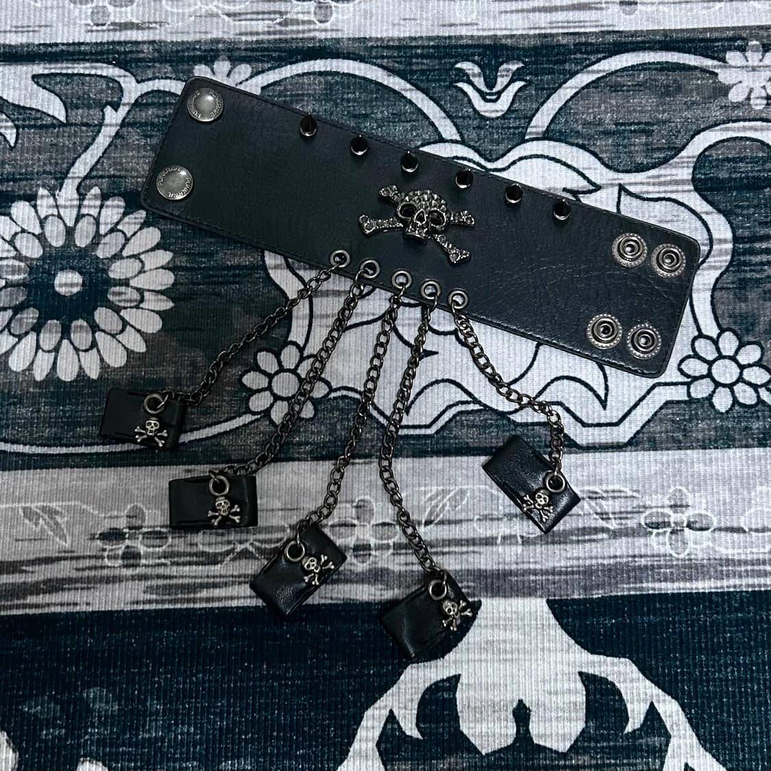 Punk Rave 펑크 레이브 체인 핑거링 장갑 아대 상품이미지2