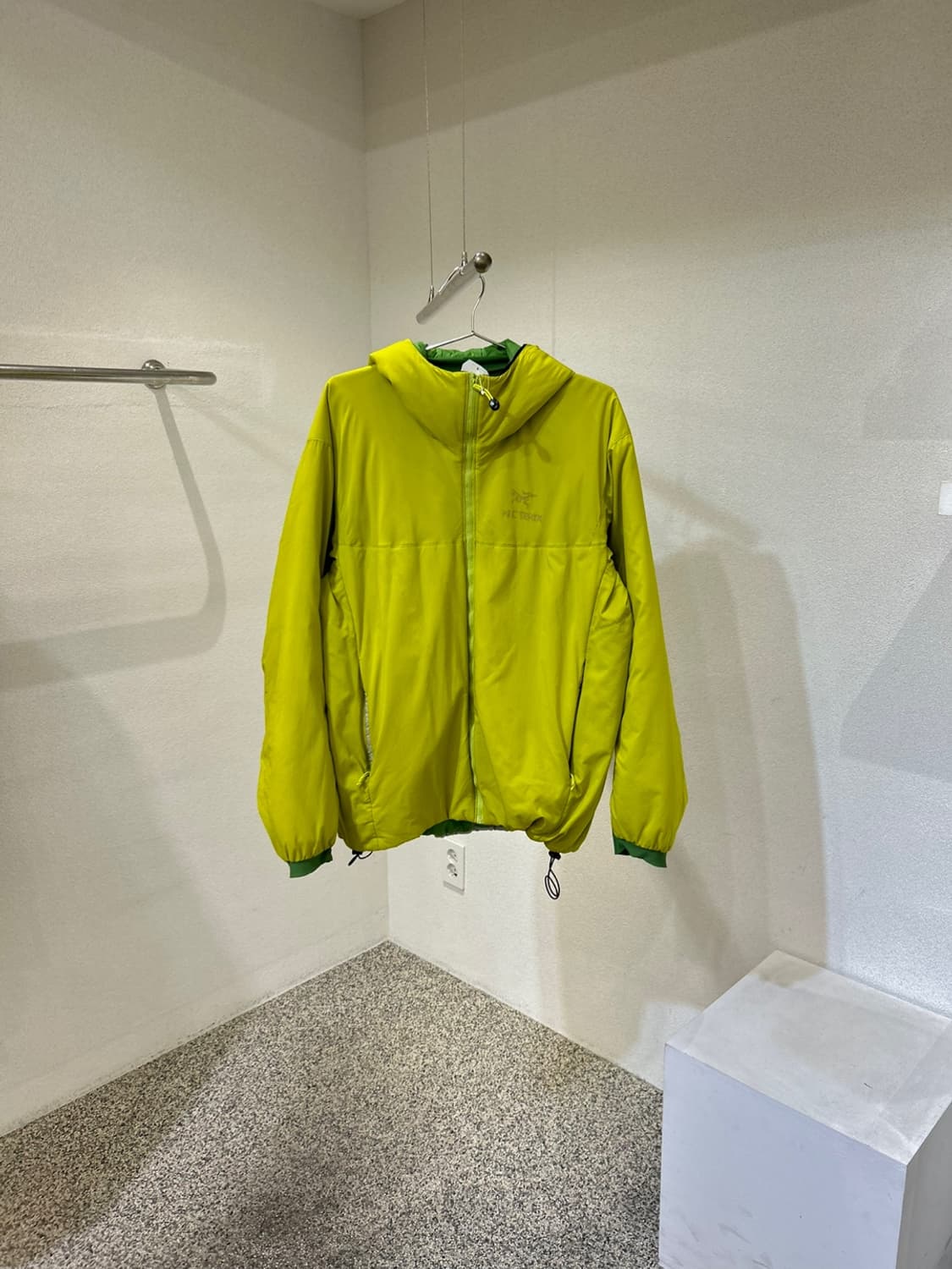 아크테릭스 아톰 후디 자켓 상품이미지1