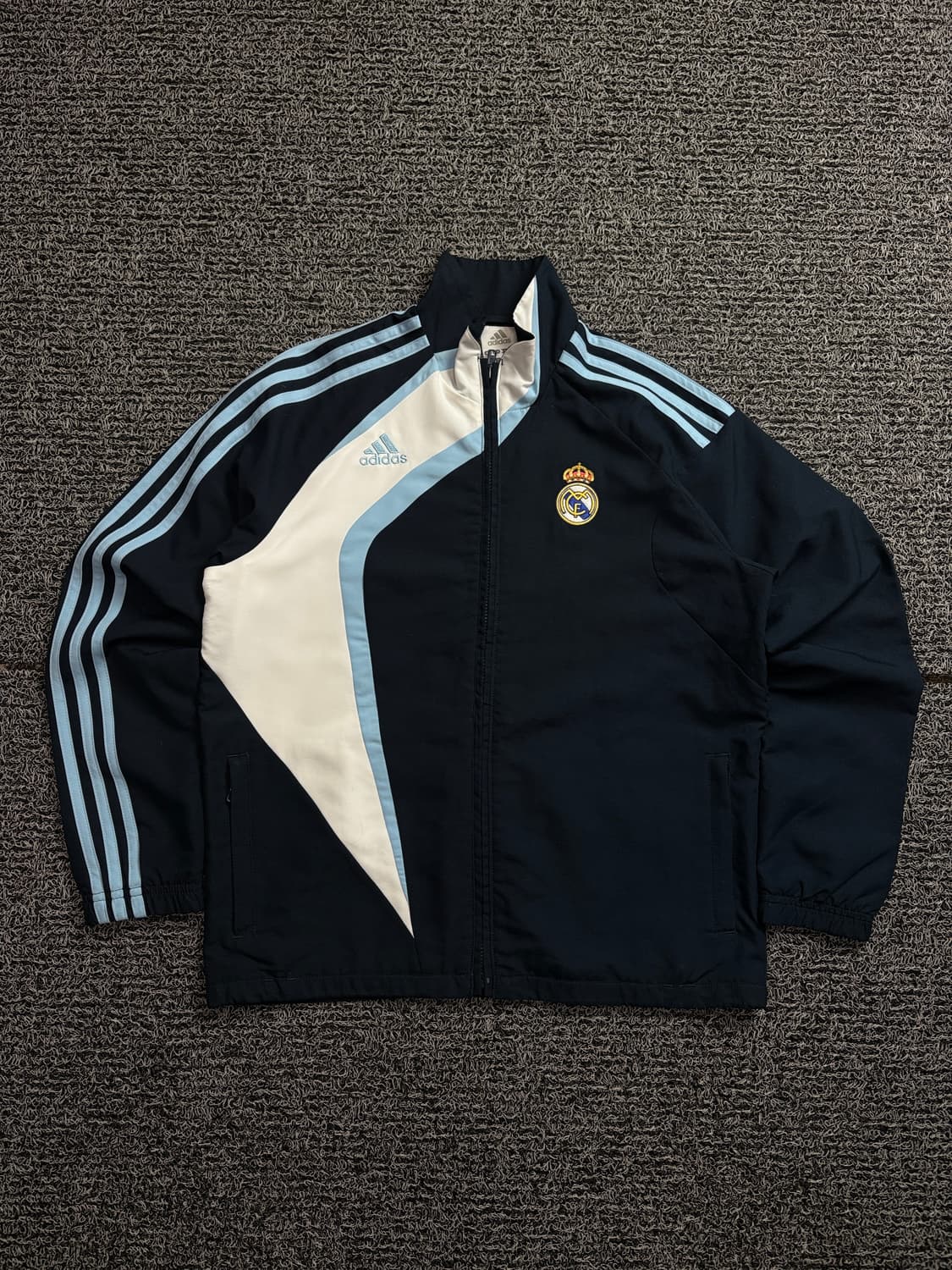 아디다스 레알마드리드 레트로 우븐 트랙 바람막이 자켓 1872 상품이미지2