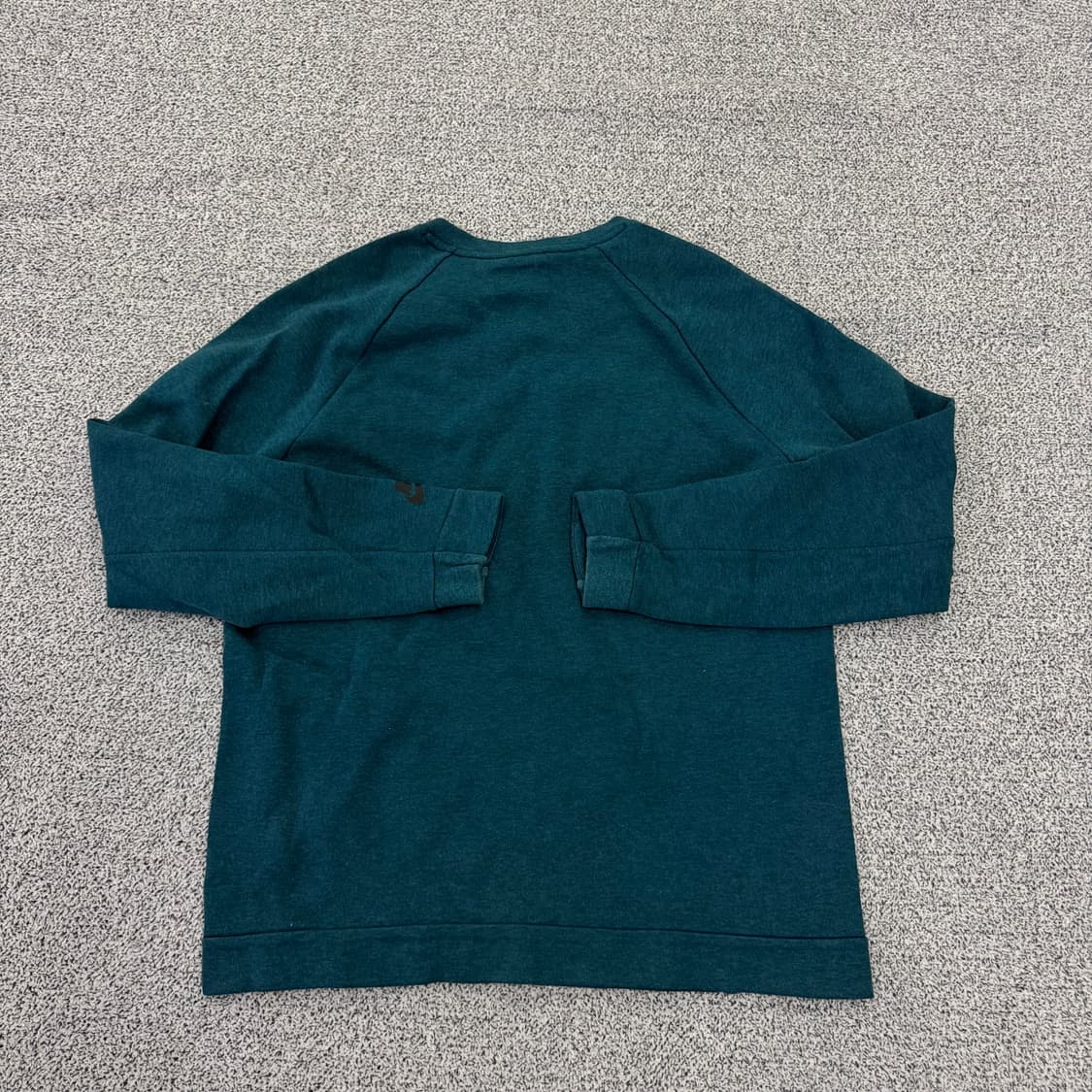 L 나이키 테크팩 맨투맨 0130H1 상품이미지2