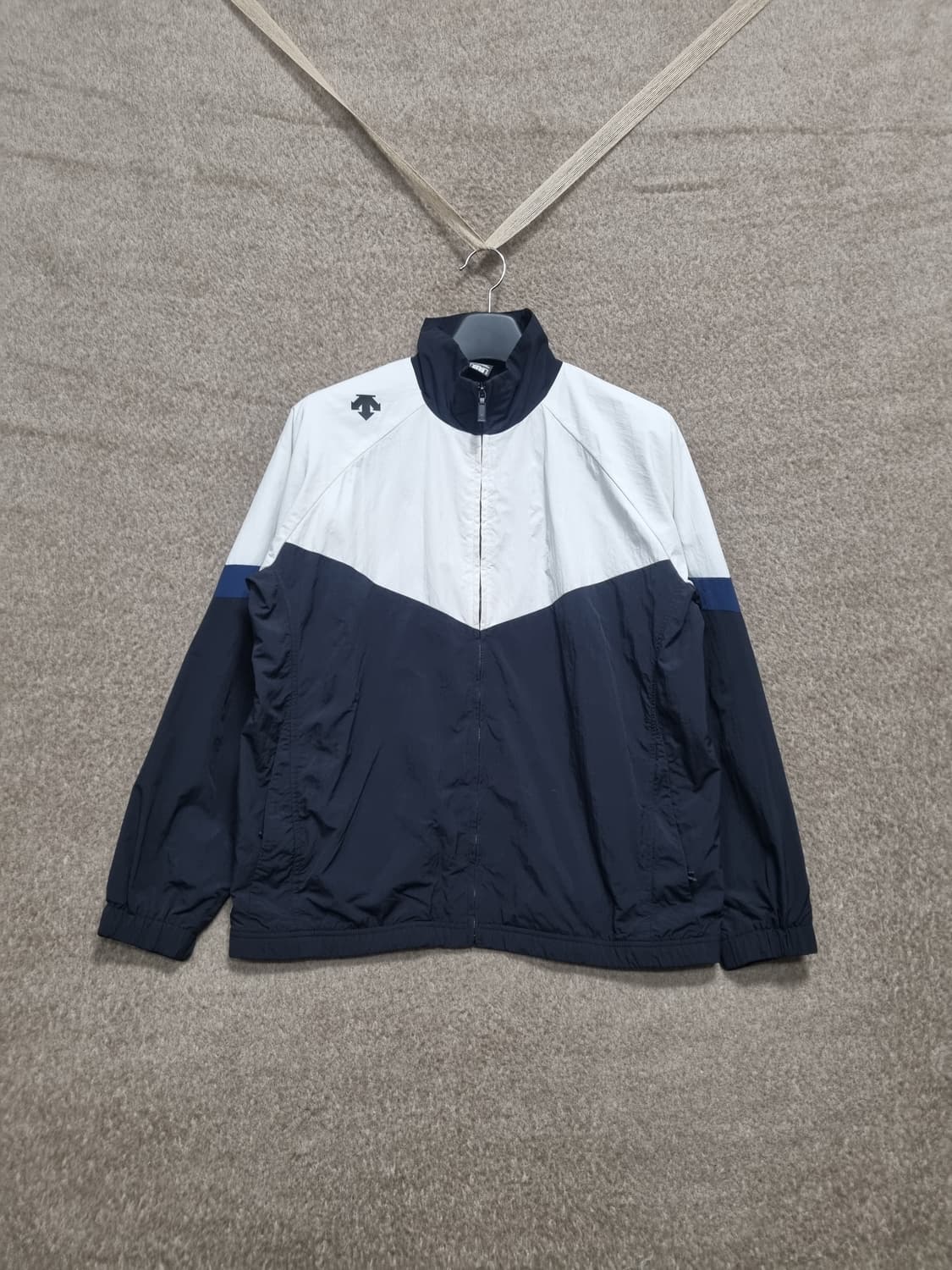 데상트 남성 약기모 바람막이 집업 상품이미지1