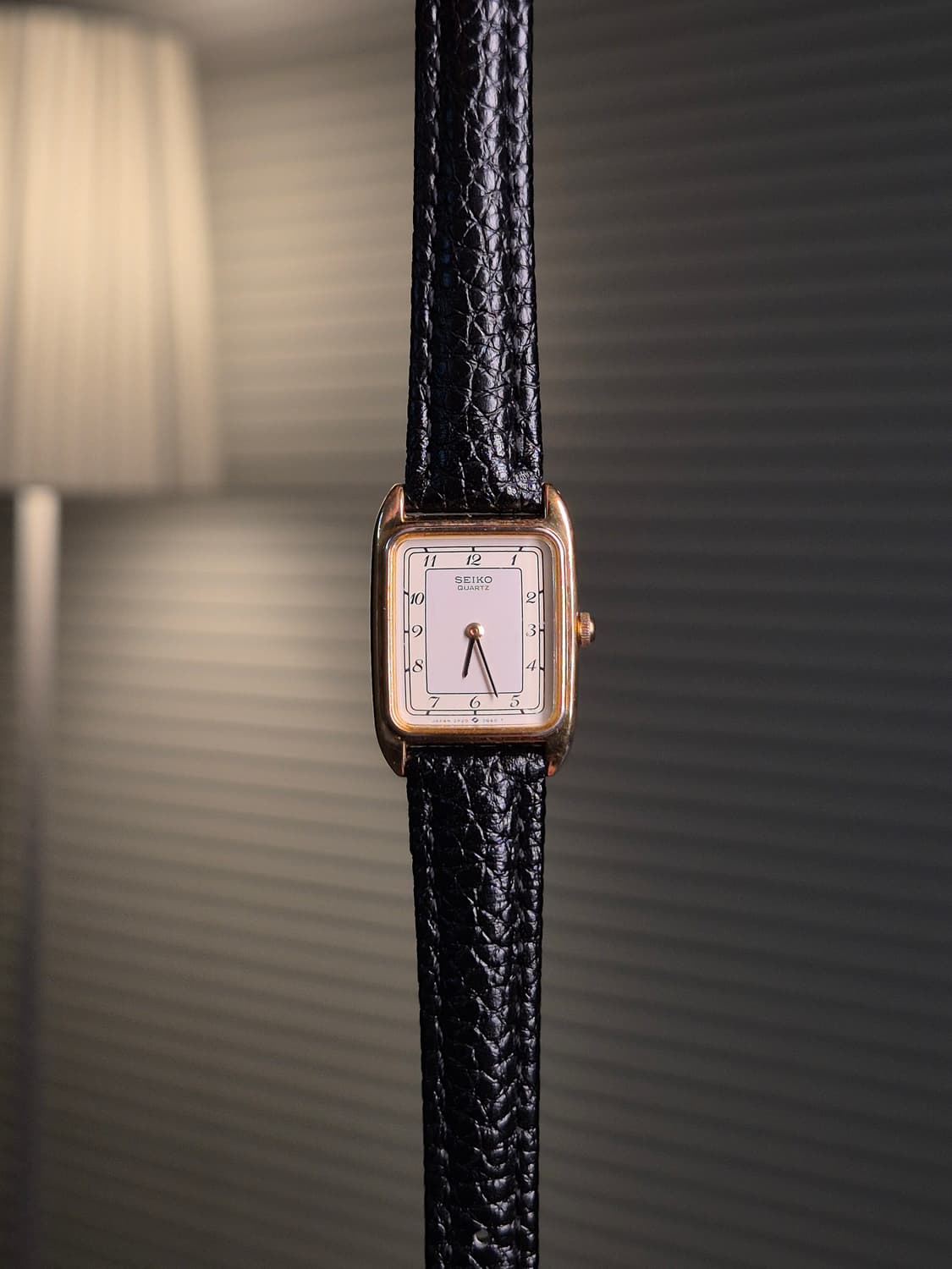 90's Vintage Seiko Gold TV Case Ladies 상품이미지8