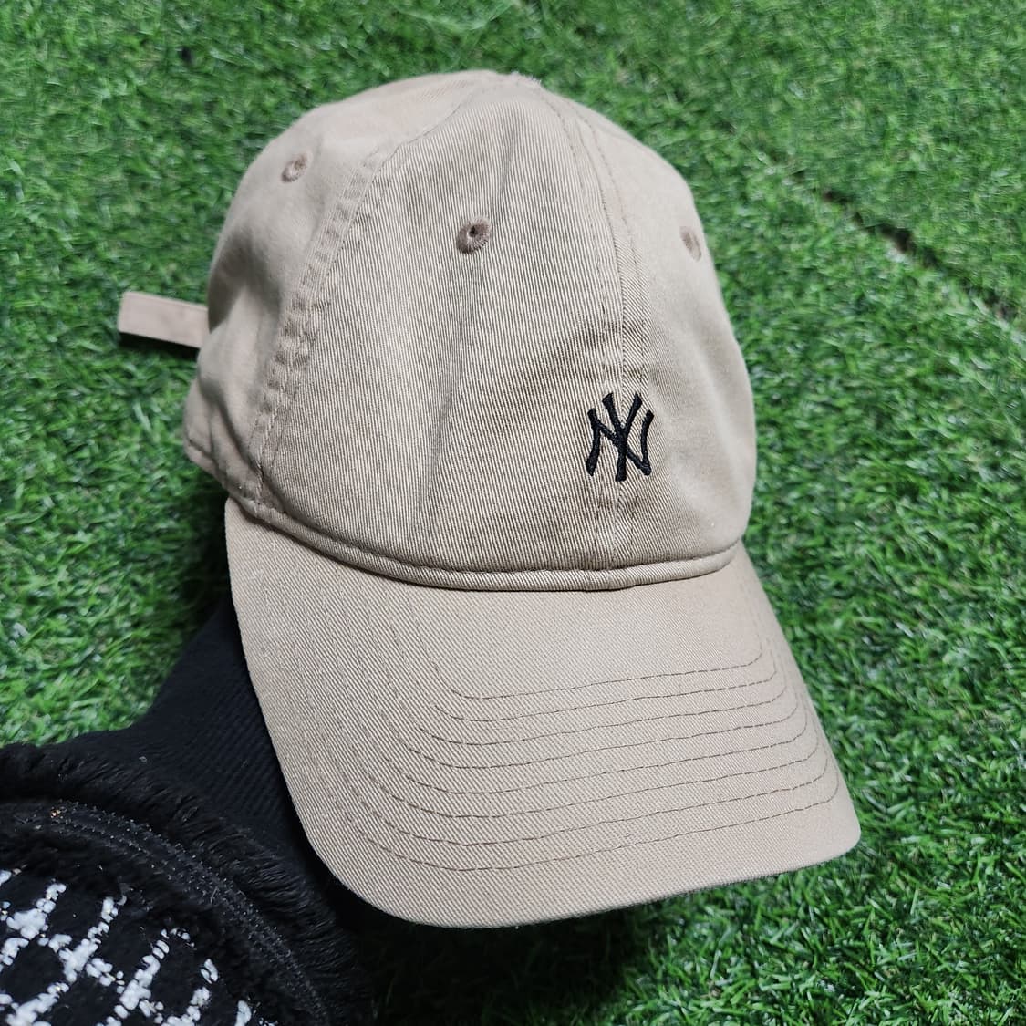 뉴에라 NY 양키스 9FORTY 베이지 볼캡 상품이미지1