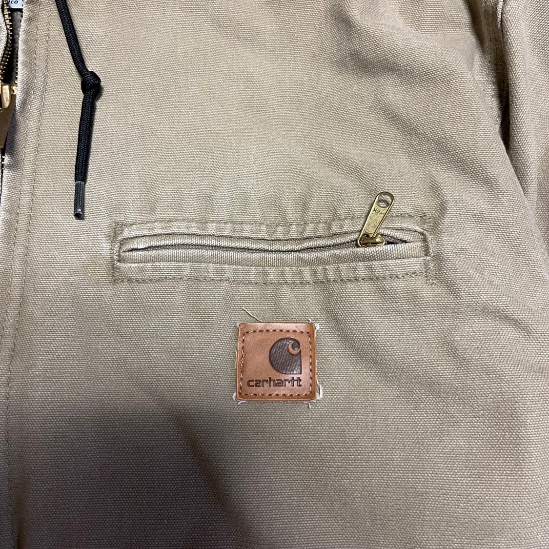 [L] 칼하트 J141 시에라 셰르파 자켓 Tan 상품이미지3