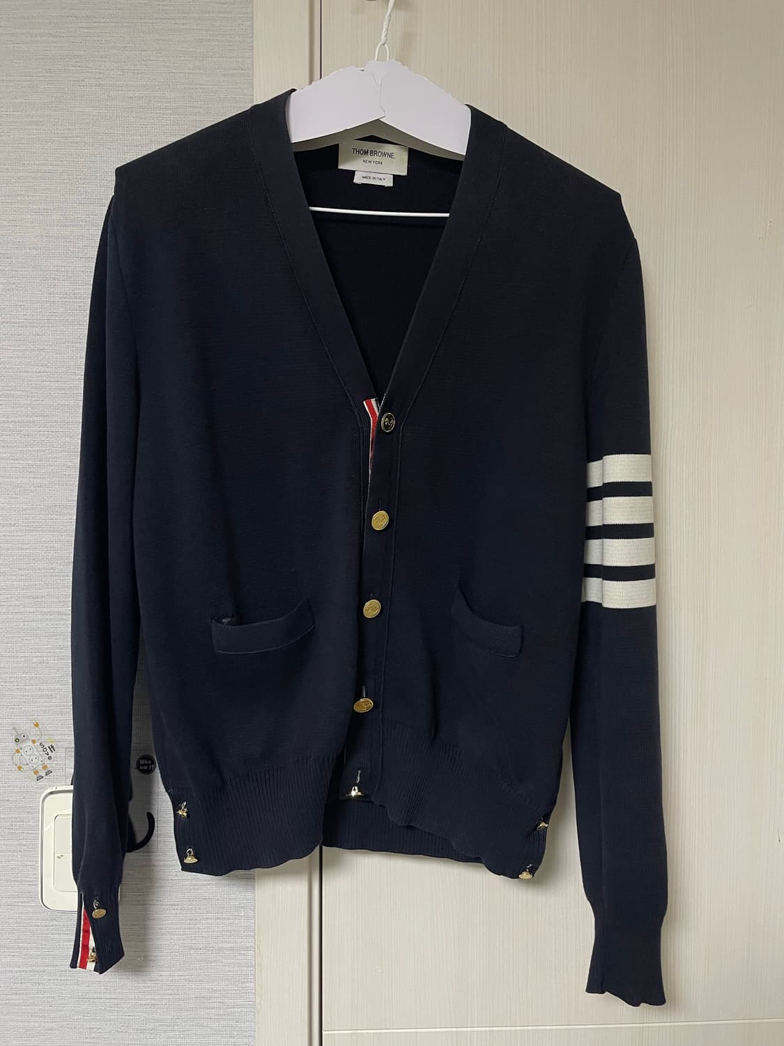 [2] 톰브라운 밀라노 스티치 금장 가디건 상품이미지1