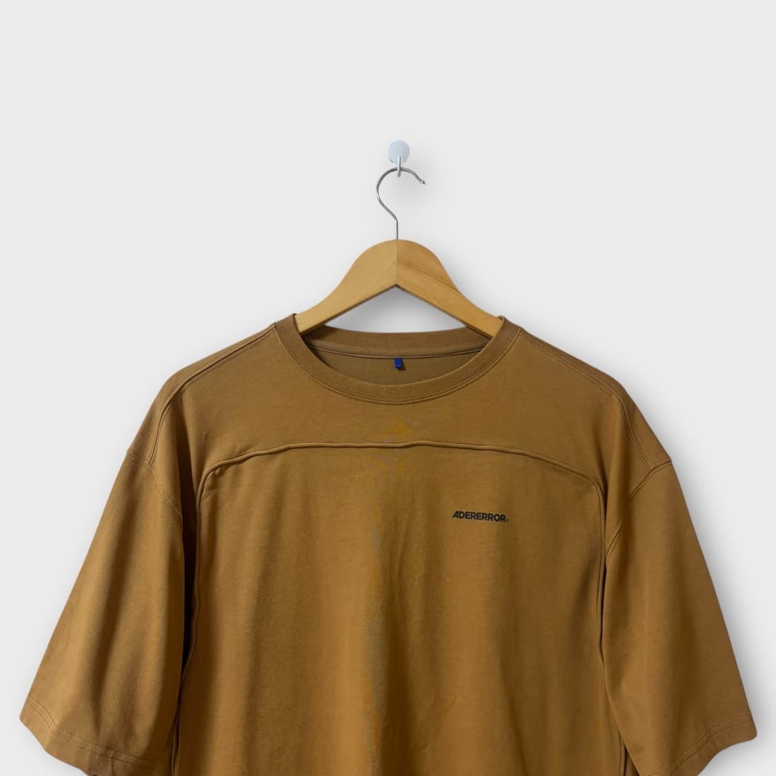  아더에러 브라운 반팔 티셔츠 A2  L-XL 상품이미지2