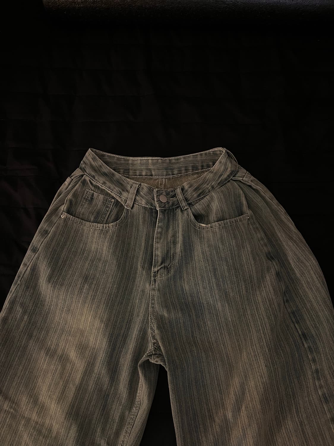 허얇골넓핏) 항아리핏 핀턱 데님 팬츠 상품이미지2