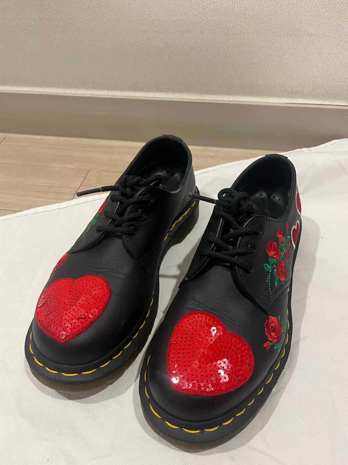 닥터마틴 1461 하트 로즈 230 UK4사이즈 상품이미지2