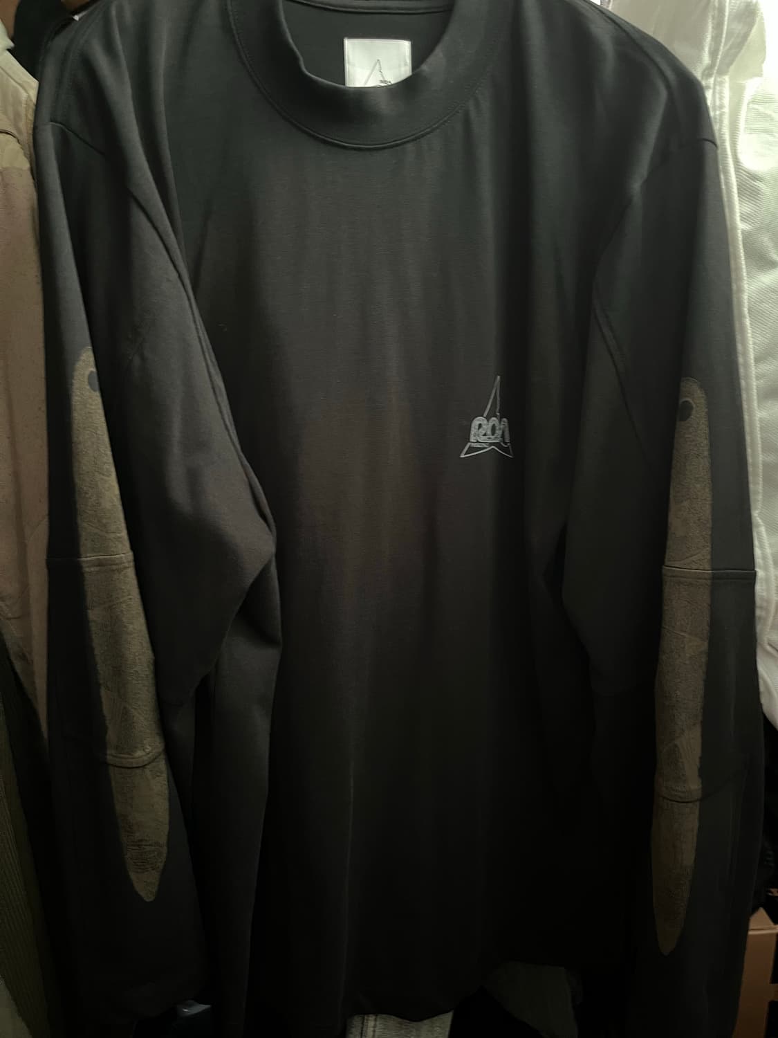 로아 롱슬리브  상품이미지4