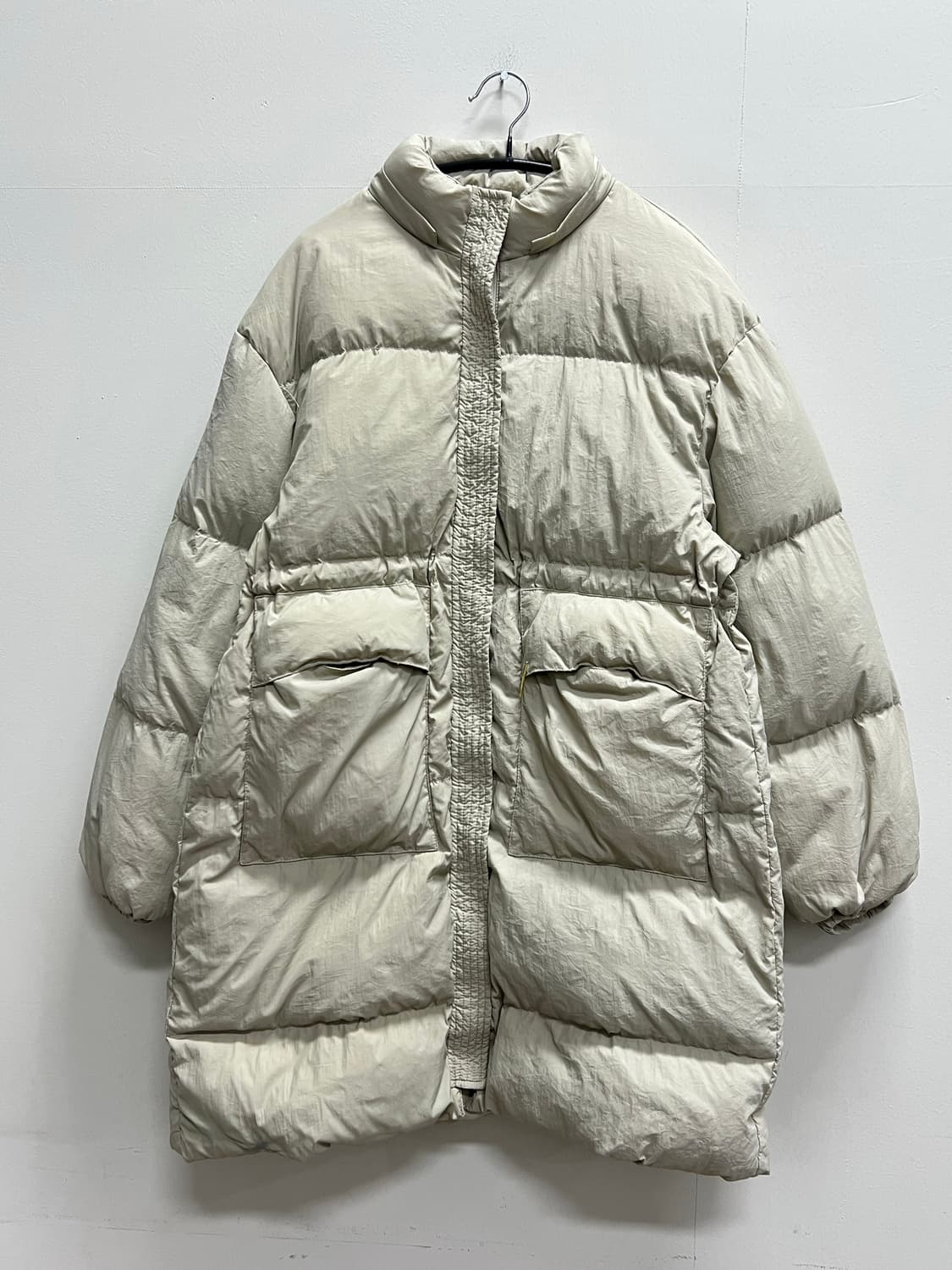 마리끌레르 우먼스 덕다운 롱패딩 베이지 상품이미지2