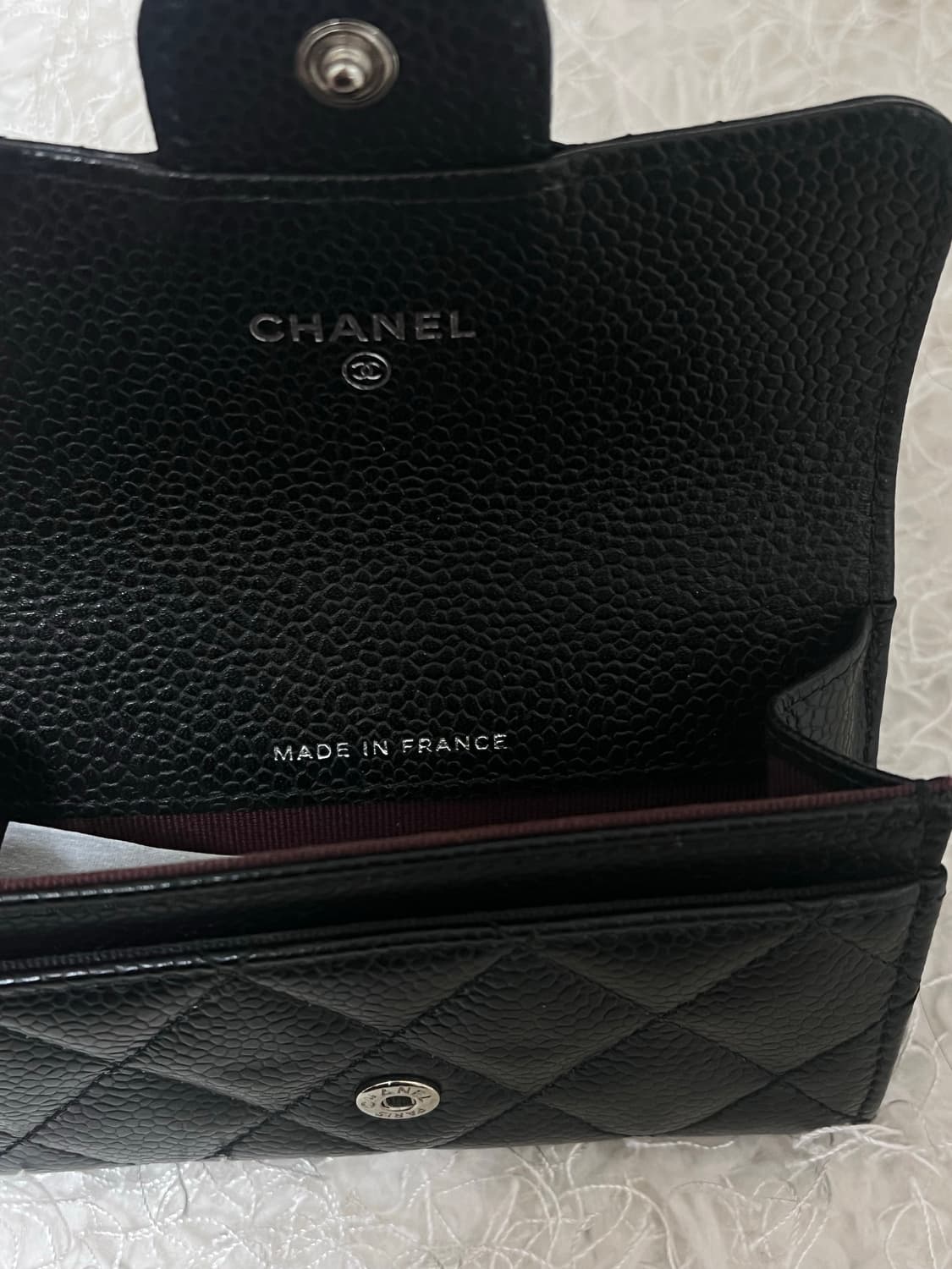 샤넬 클래식 똑딱이 캐비어 블랙 은장 상품이미지10