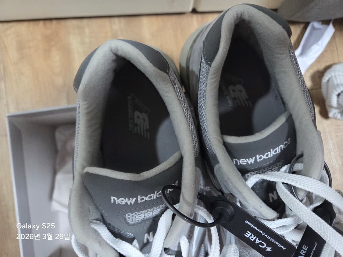 뉴발란스 992 295그레이 판매합니다 상품이미지3