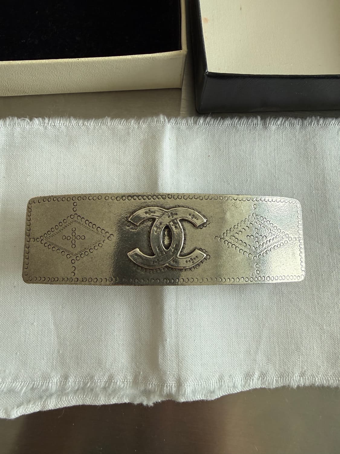 샤넬 메탈 로고 헤어핀 빈티지 상품이미지1