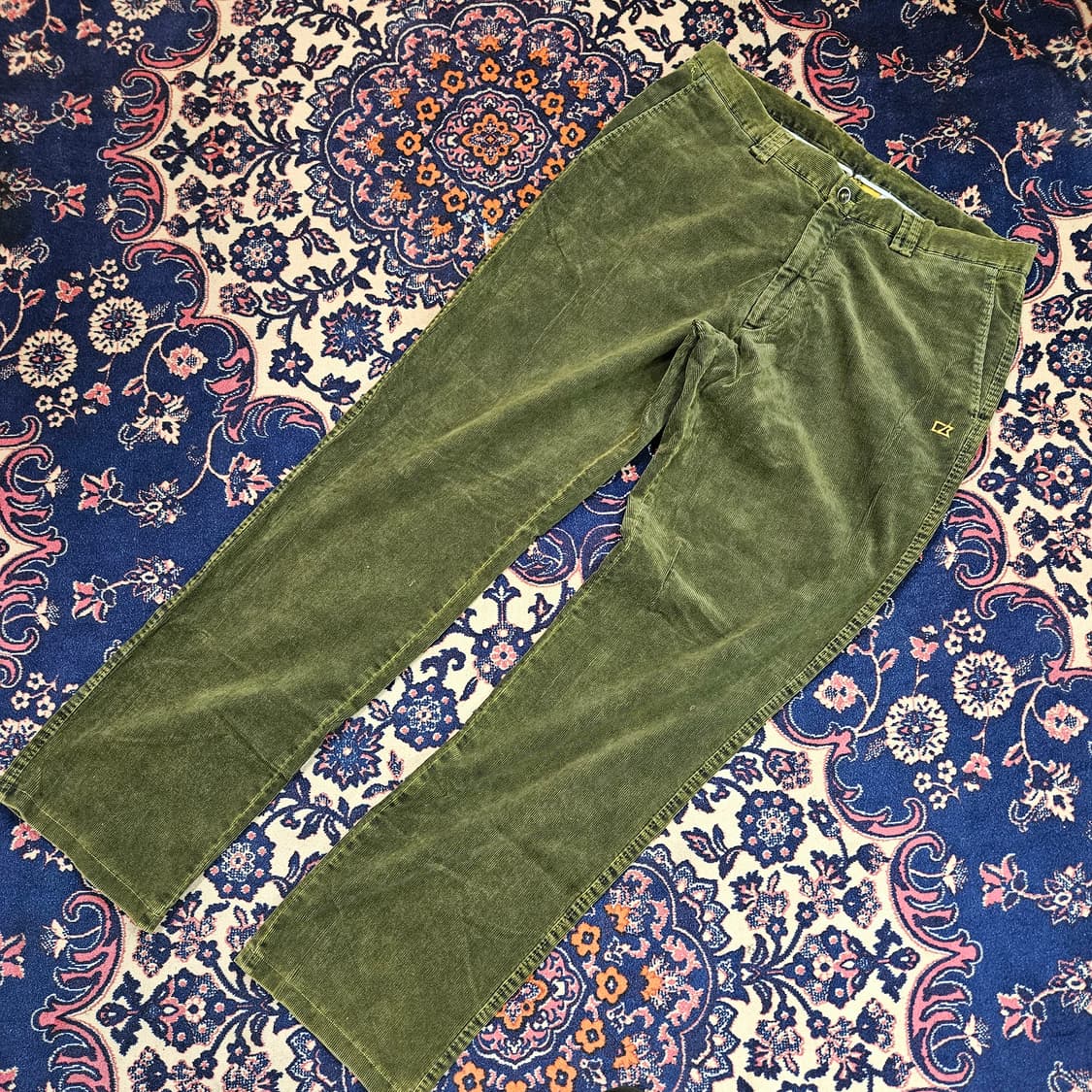 커터앤벅 올리브카키 코듀로이 레균러 팬츠 54size 상품이미지1