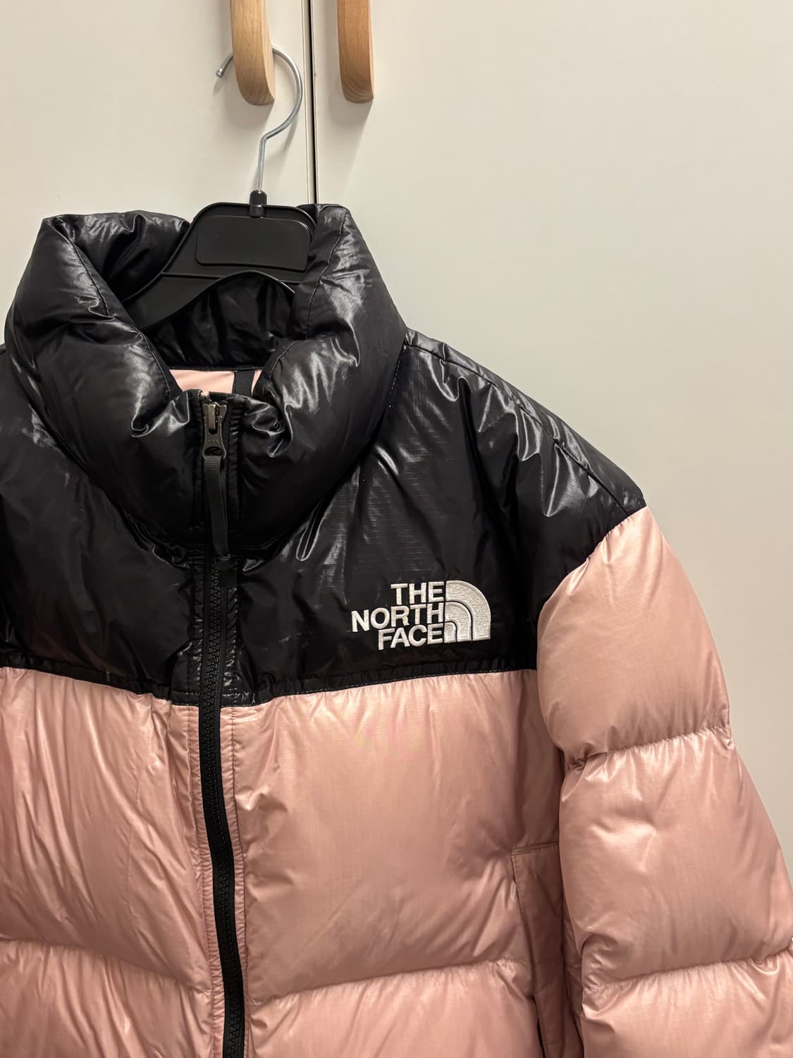 노스페이스 눕시 숏 패딩 파스텔 핑크 상품이미지4