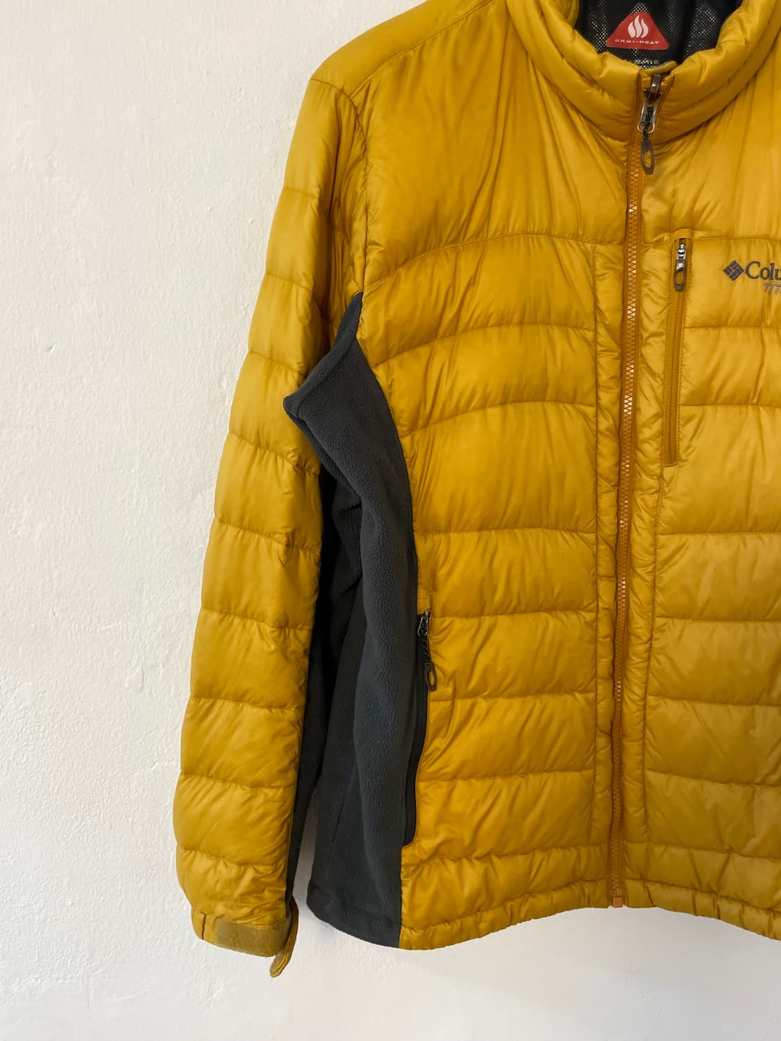 컬럼비아 경량패딩  상품이미지2