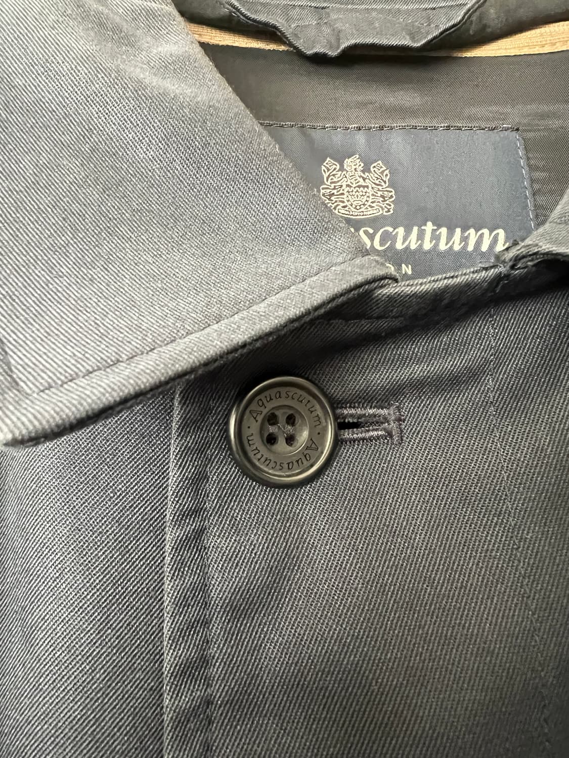 아쿠아스큐텀 버버리 코트 40 상품이미지3