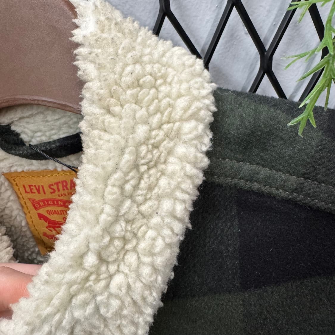 리바이스 타입 3 프리미엄 체크 쉐르파 트러커 자켓 그린 상품이미지9