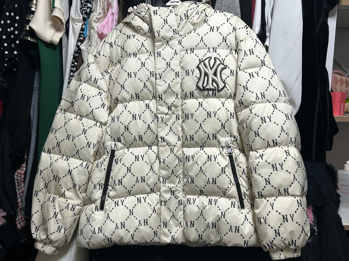 Mlb 모노그램 다이아 중경량 패딩 덕다운 s 상품이미지1