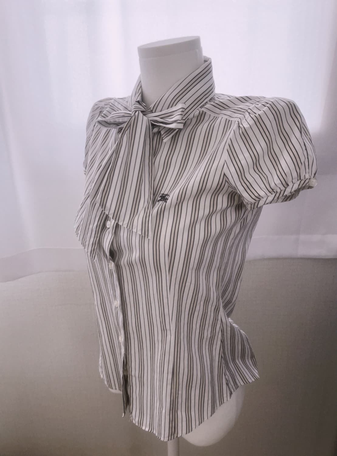 대대장!!) Burberry 블루라벨 라떼갸루 리본 블라우스 상품이미지3