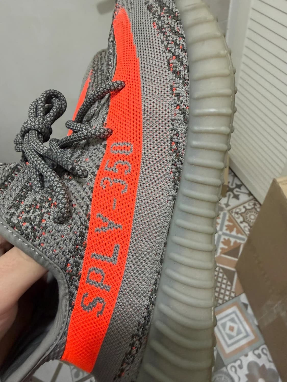 이지부스트 350 v2  270 상품이미지1