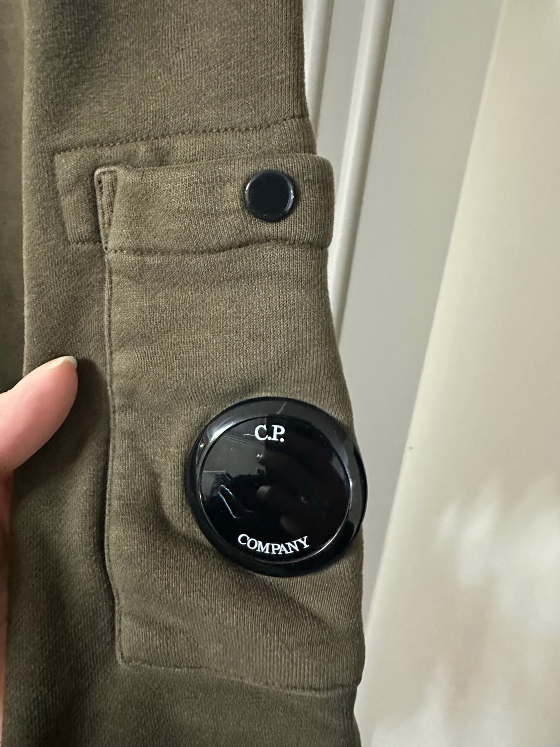 cp컴퍼니 맨투맨L 상품이미지2