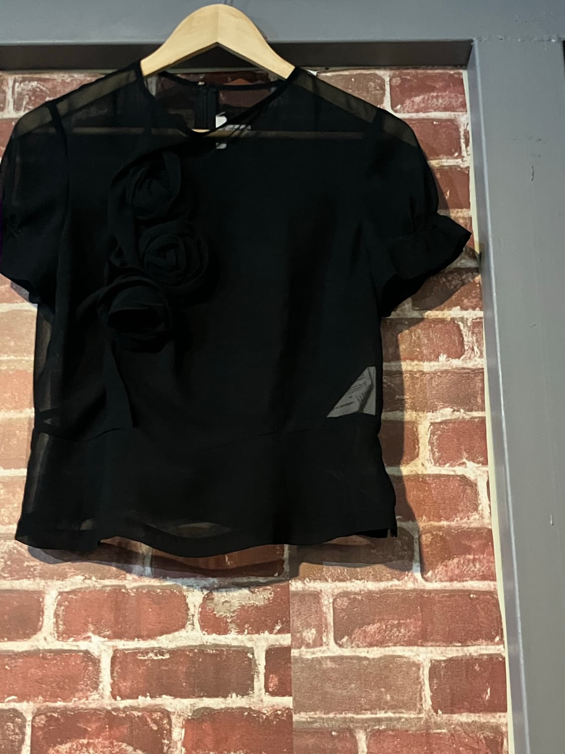 Comme des Garcons 꼼데가르송 장미코사지 반팔블라우스 상품이미지2