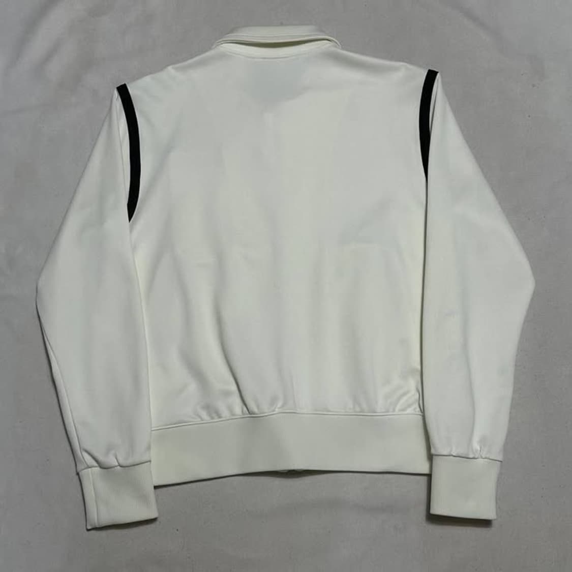 아디다스 프리미엄 Q3 프린트 트랙탑 상품이미지2