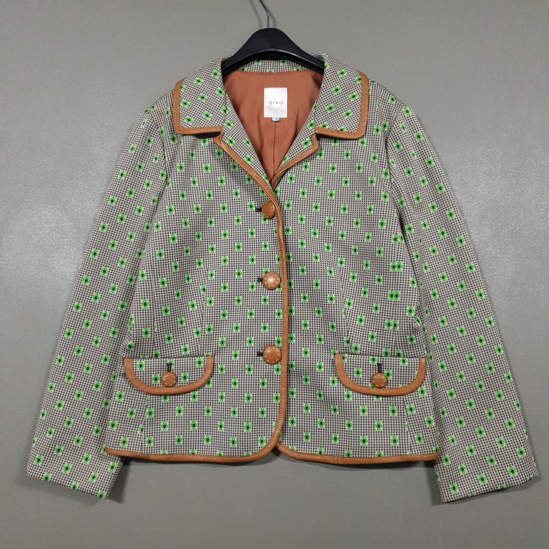 givy 기비 소가죽 카라 올오버 패턴 파이핑 버튼 자켓 여성 자켓 S 상품이미지1