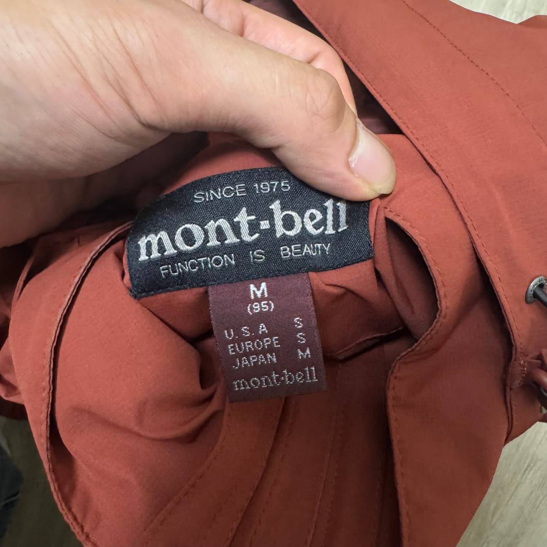 몽벨 아웃도어 고프코어 후드 바람막이 자켓 M/95  상품이미지5