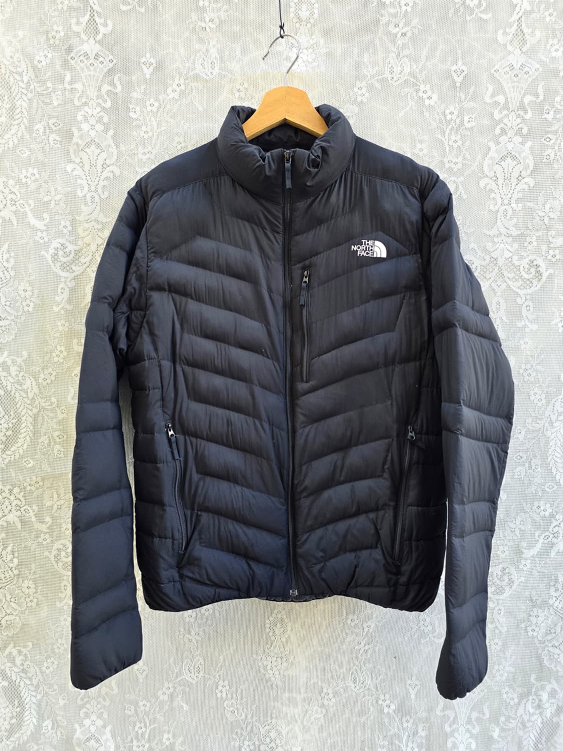 노스페이스 경량패딩 상품이미지1