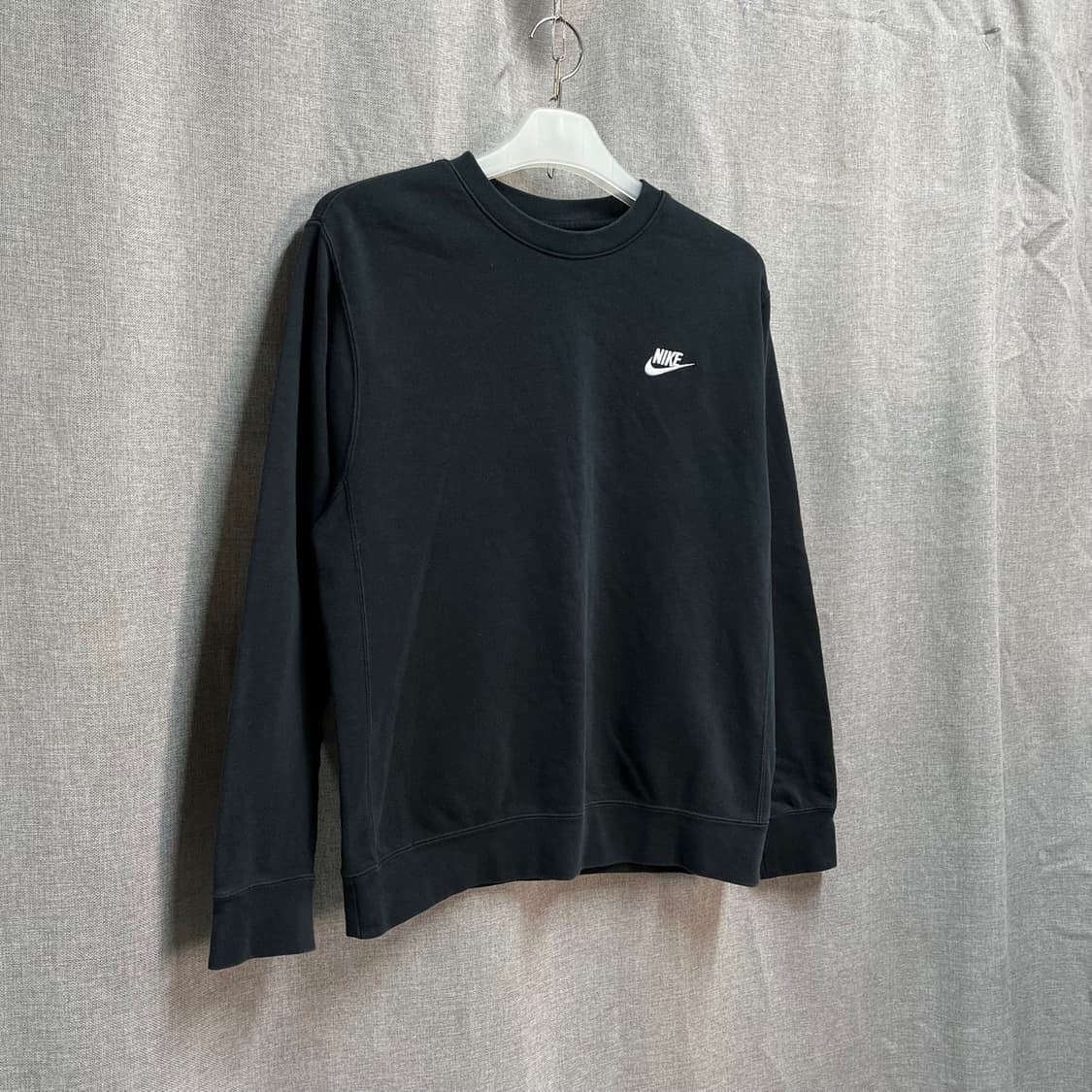 [M] 나이키 스우시 블랙 맨투맨 긴팔티셔츠 상품이미지2