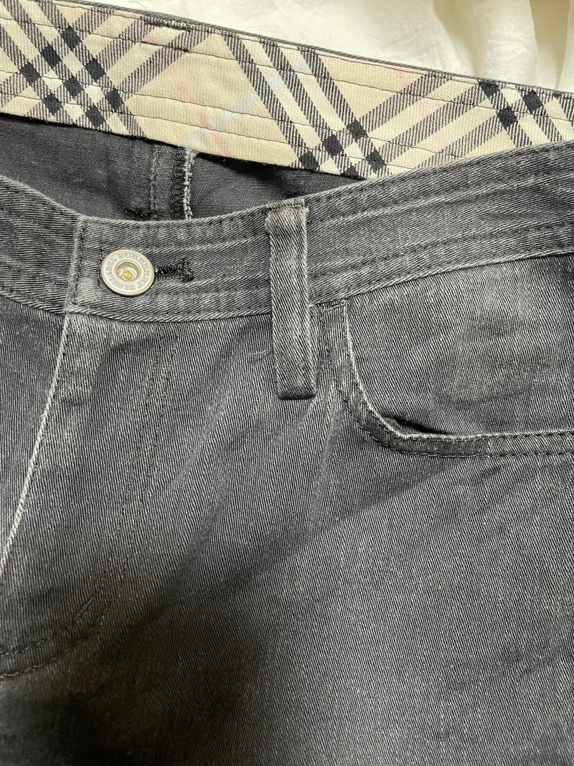 버버리 블루라벨 노바체크 카프리 데님 팬츠 상품이미지4
