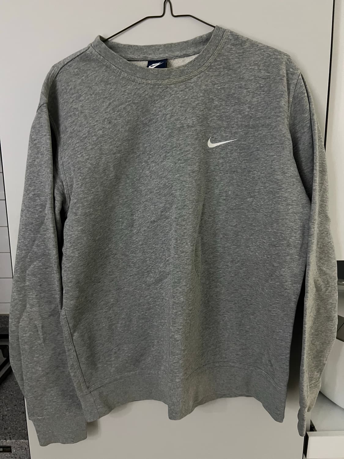 나이키 맨투맨 그레이 상품이미지1