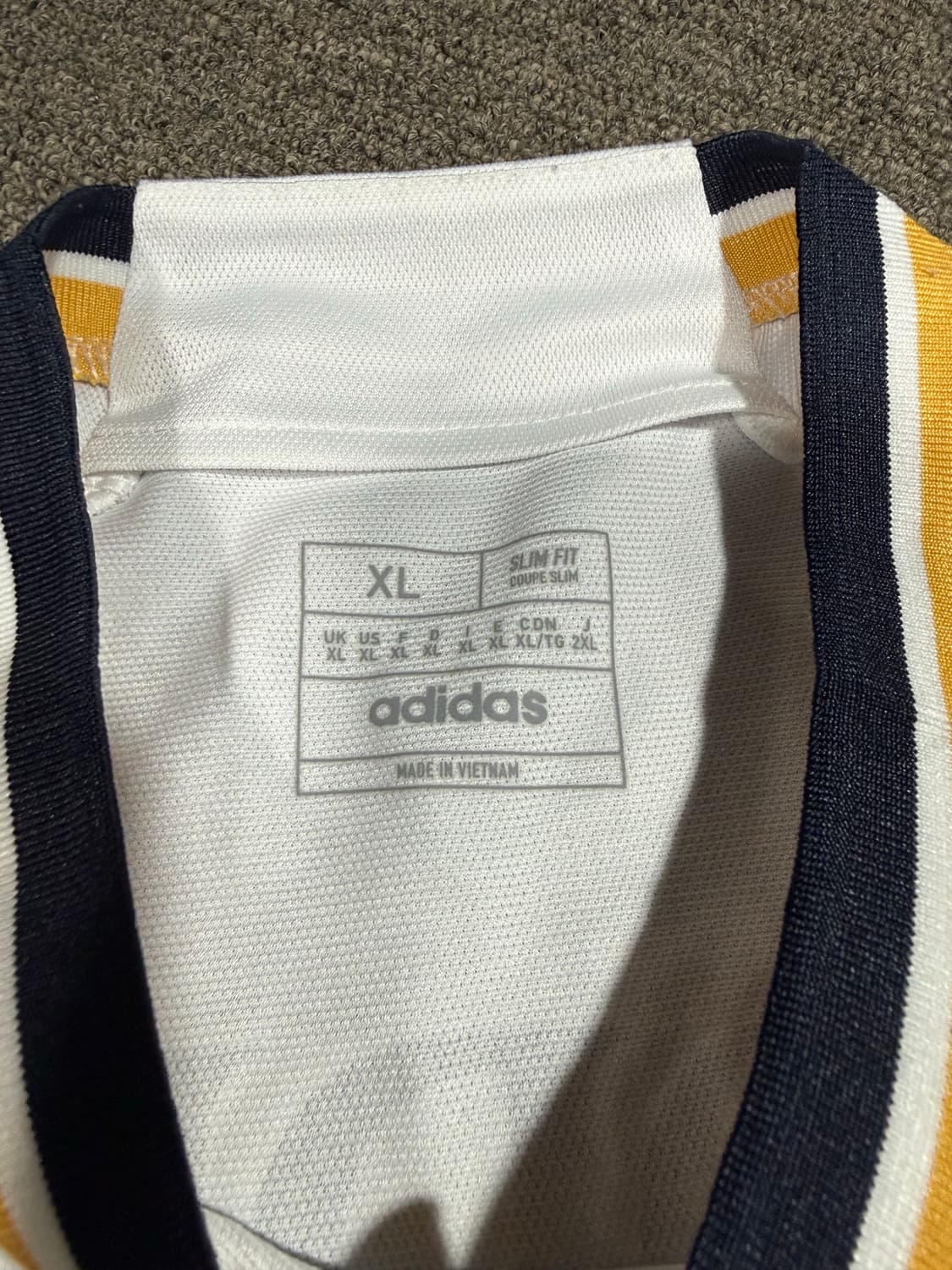 Adidas Real Madrid 아디다스 23-24시즌 모드리치 유니폼 상품이미지4