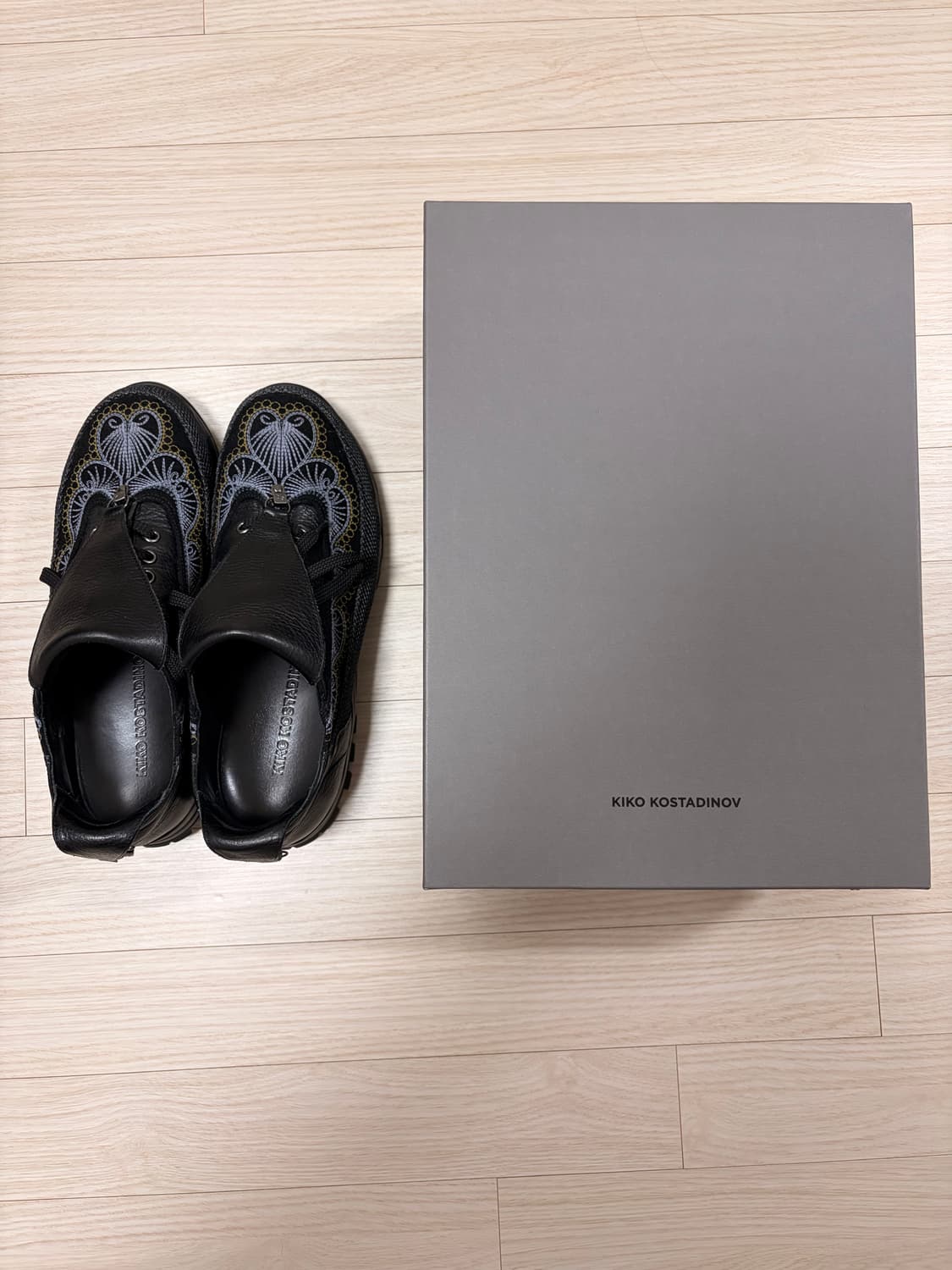 [41] 24FW 키코코스타디노브 찰리스 레이스업 블랙 상품이미지1