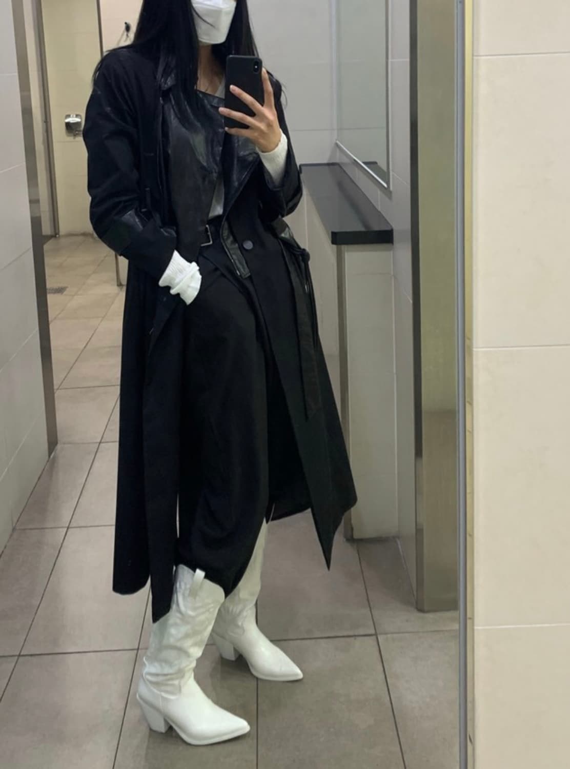 보헤미안 서울 검정 트렌치코트 상품이미지1