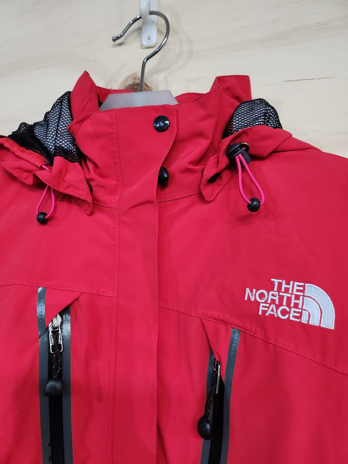 1109) 노스페이스 여성 바람막이 상품이미지3