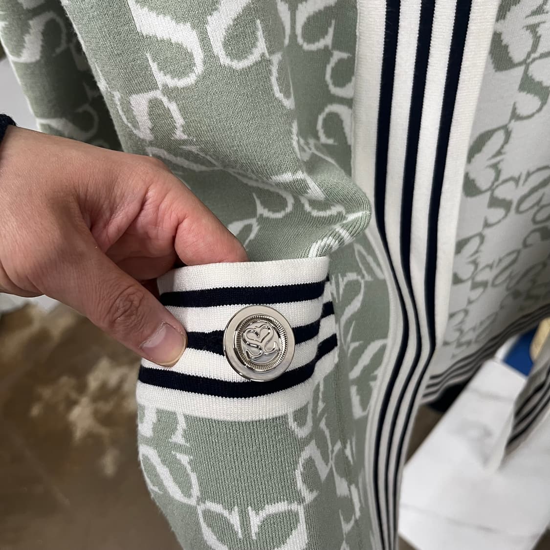 산드로 우먼 리버시블 가디건 1 상품이미지4