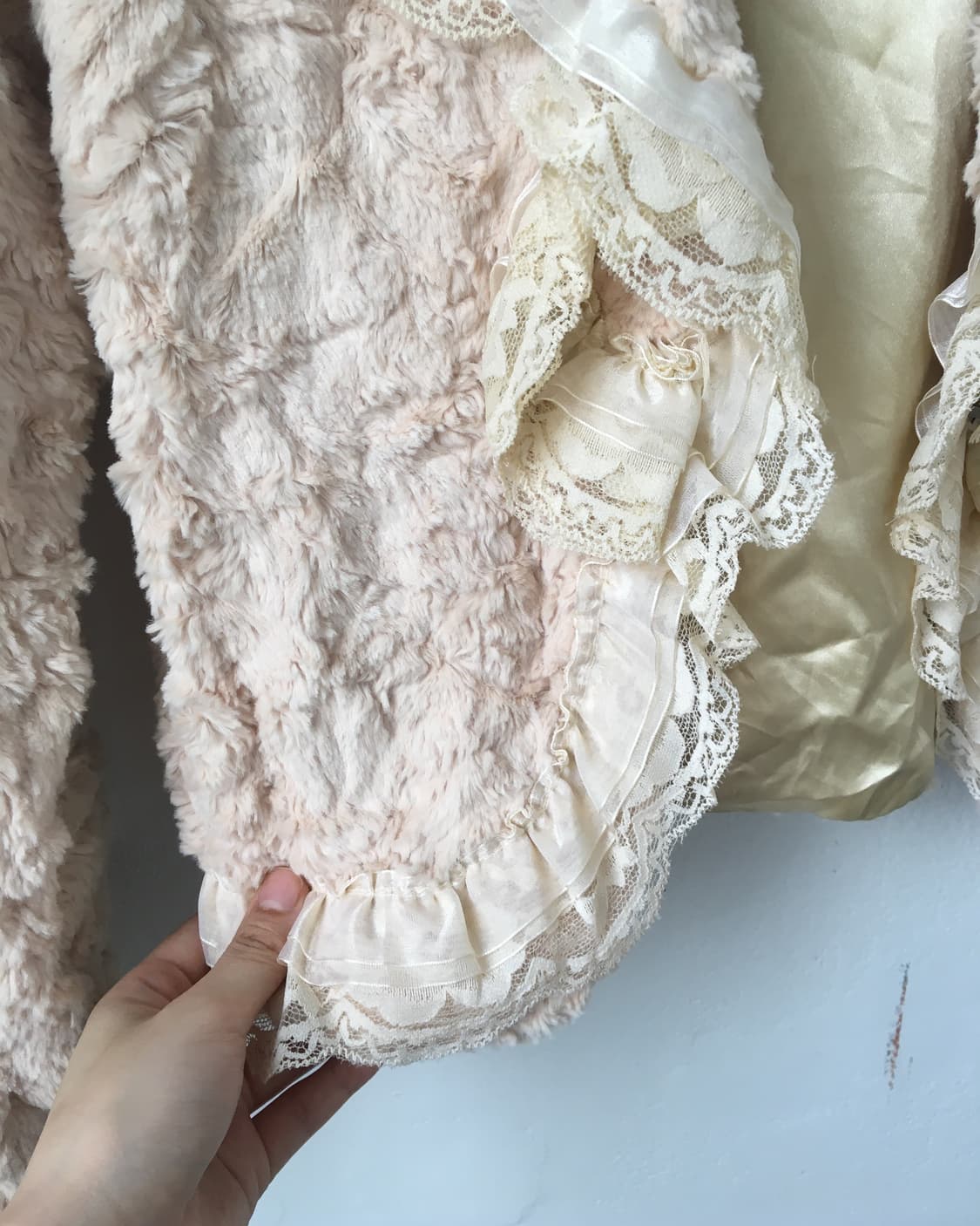 Lace trimming fake fur jacket 상품이미지6