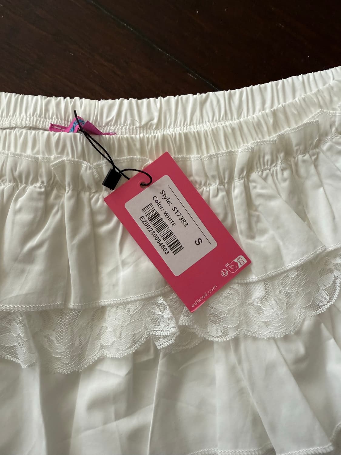 [Edikted] 레이스 러플 쇼츠 반바지 치마바지_미개봉 새상품 상품이미지4