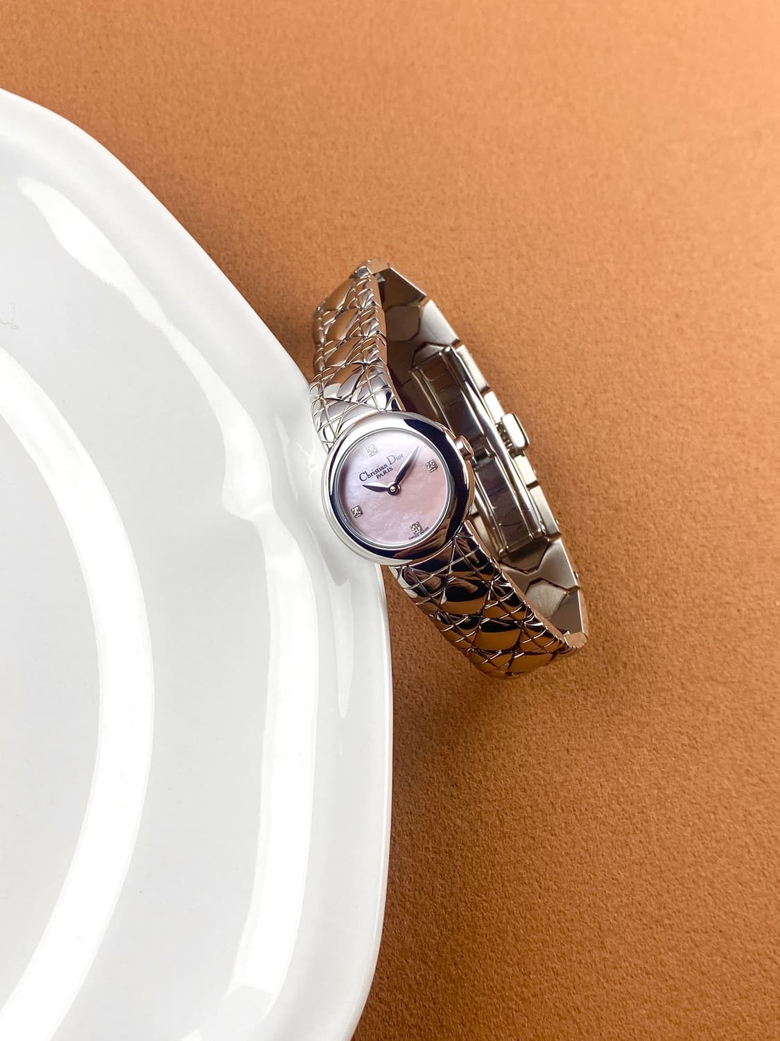 DIOR  Lady leaf 4P pink shell mini watch 상품이미지2