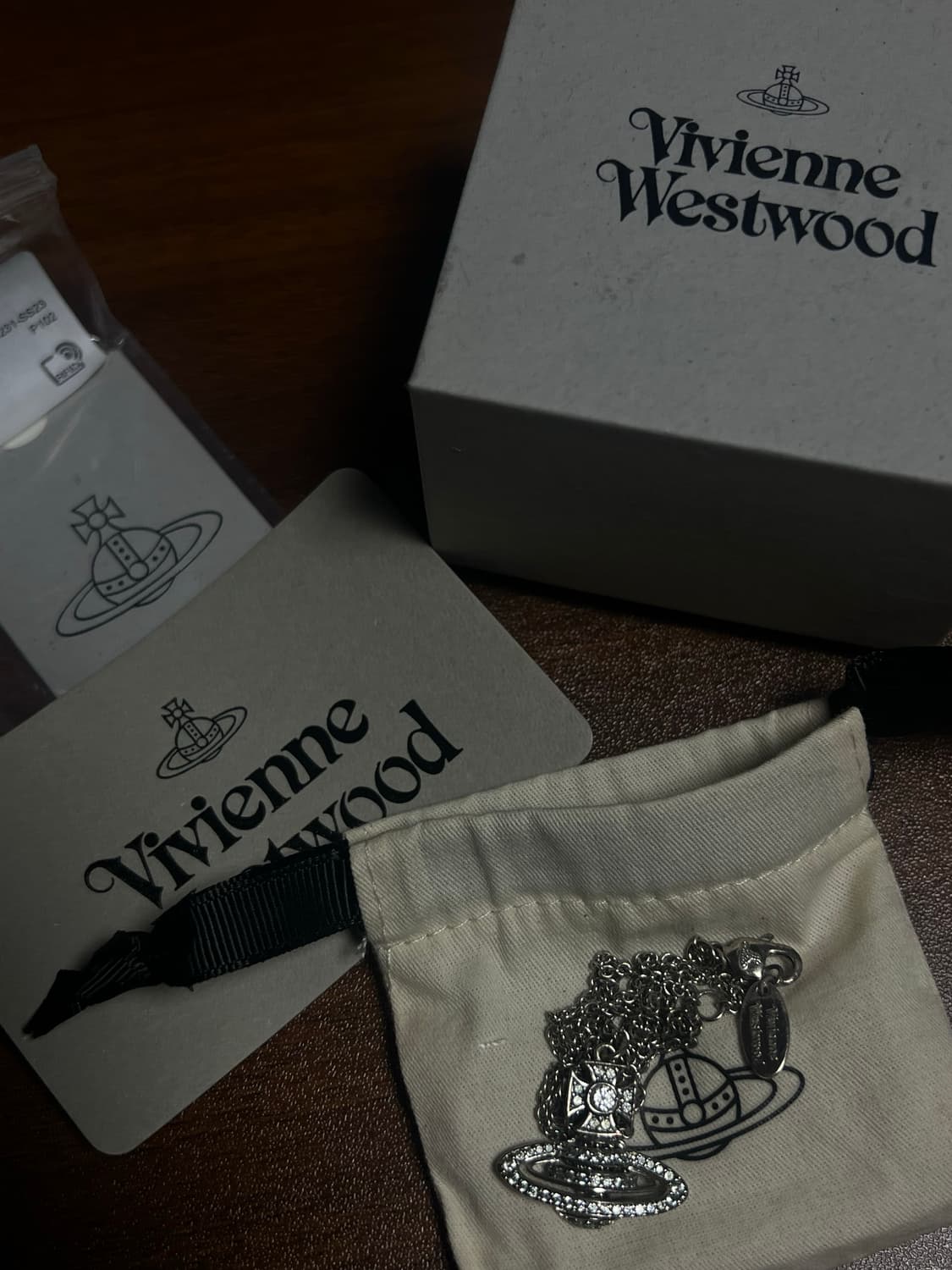 비비안웨스트우드 목걸이 상품이미지1