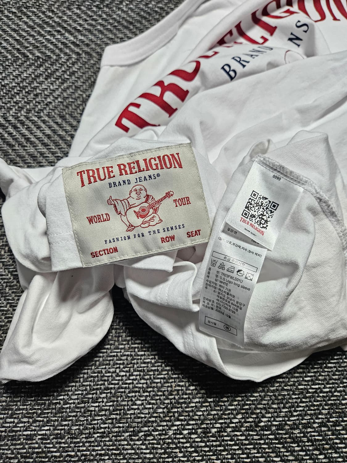 True Religion 월드투어 백프린팅 티셔츠/M 상품이미지8