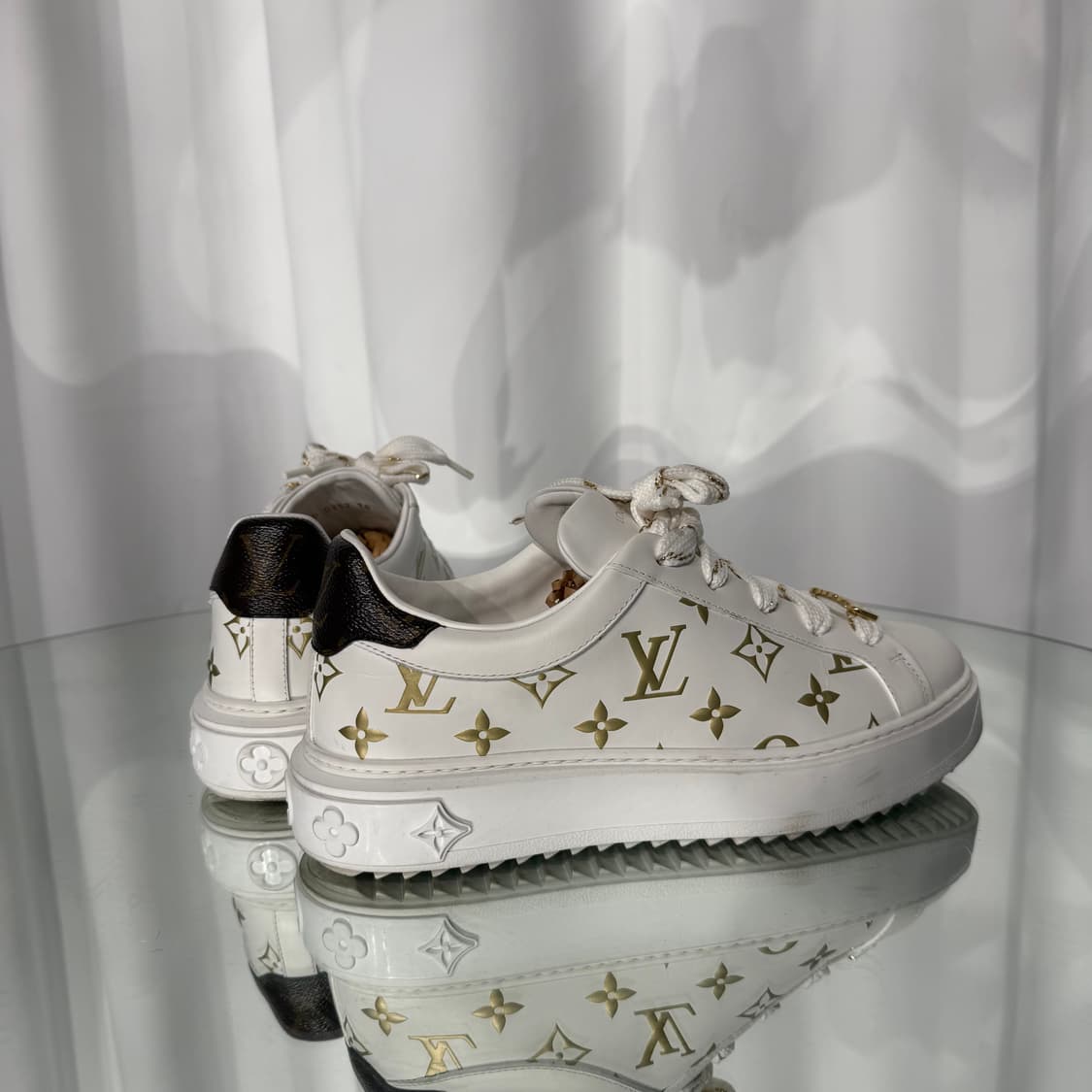[정품] 루이비통 타임아웃 골드 스니커즈 38사이즈 상품이미지5