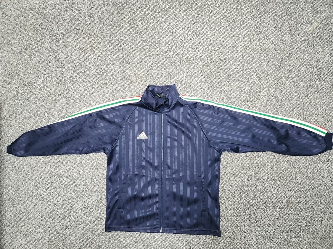 [L] 아디다스 빅로고 트랙탑 상품이미지3