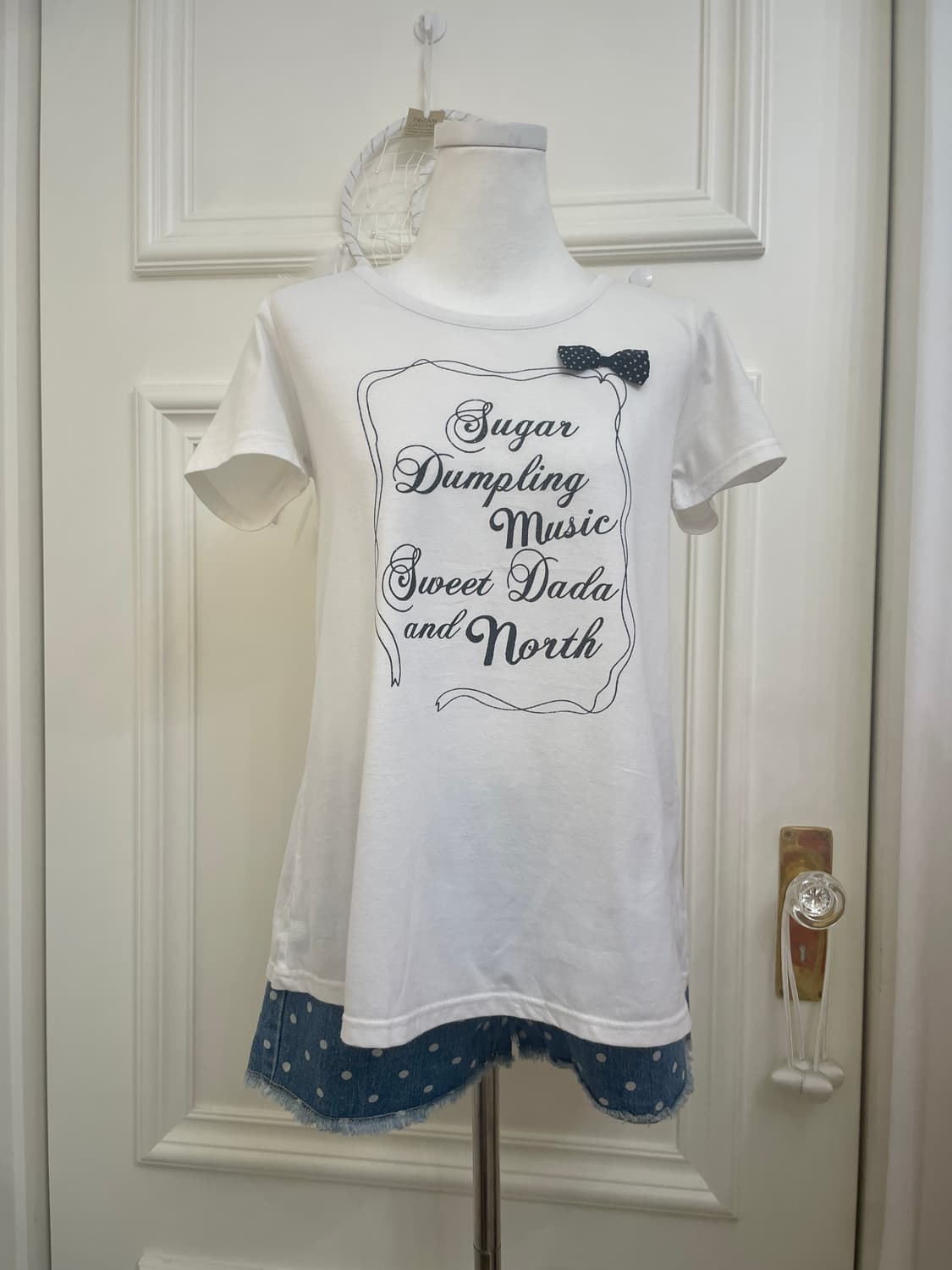 white bow point glitter lettering t-shir 상품이미지5